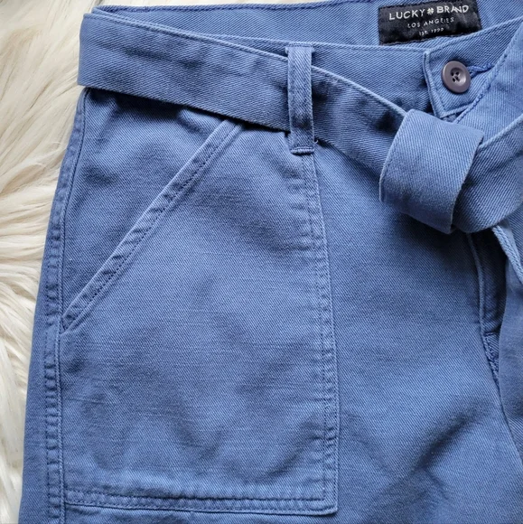 Lucky Brand Mid Rise Utility Shorts In Dark Blue Size 2 Style 7WW2013 - Picture 4 of 8